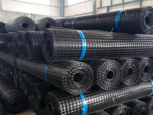 双向拉伸塑料土工格栅